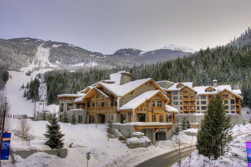 Отель Lodging Ovations Уистлер Экстерьер фото
